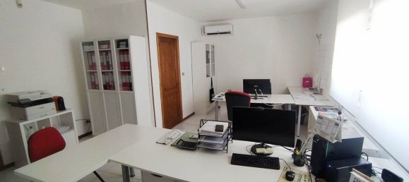 Escritório em Brindisi, Italy 110 m² N.º 269480 5