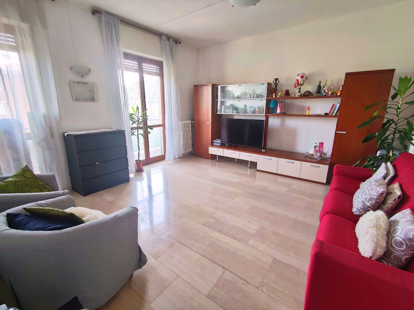 2 Schlafzimmer Wohnung in Cornaredo, Italy, Nr. 357999