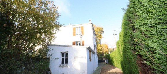 175m² Building in Louveciennes, France No. 148462 3