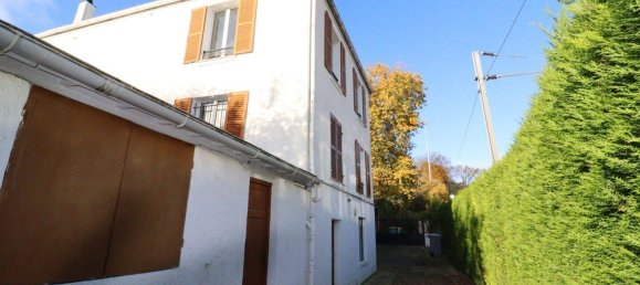 175m² Building in Louveciennes, France No. 148462 2