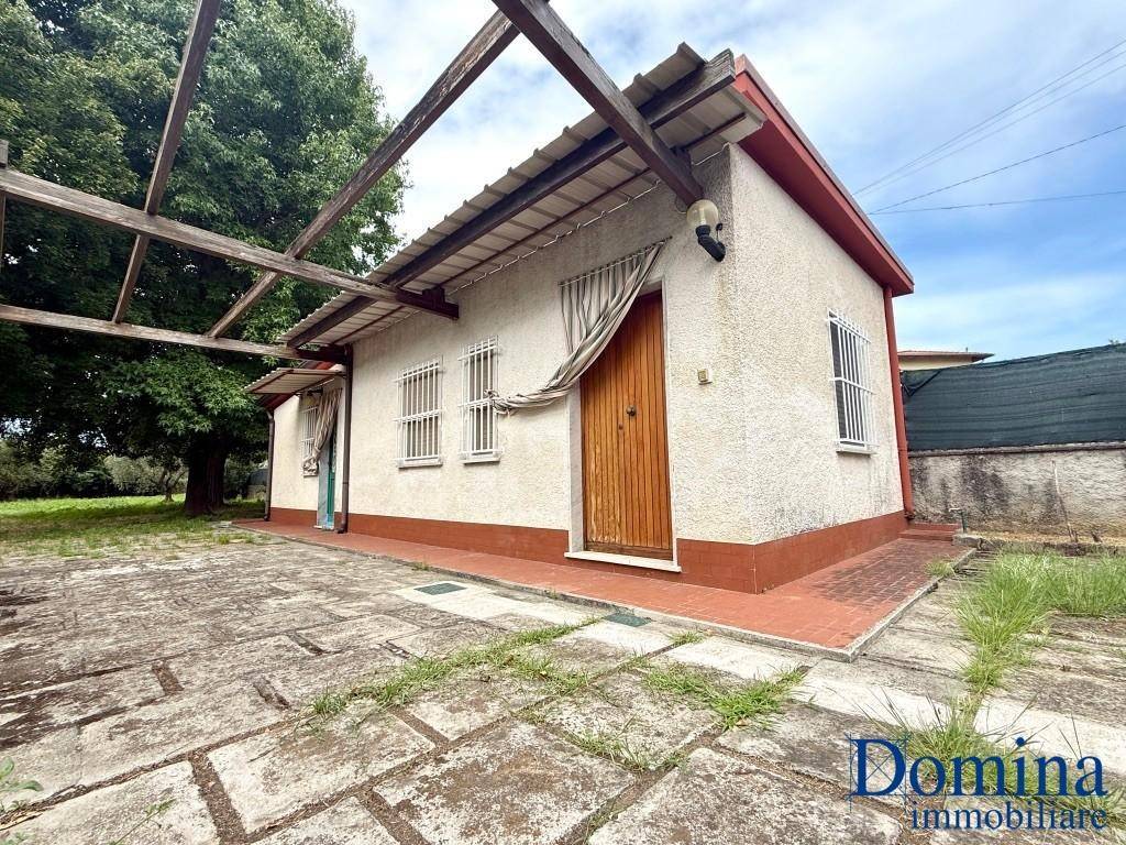 1 Schlafzimmer Haus in Massa, Italy, Nr. 286130