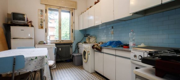 5 bedrooms Apartment in Cesena, Italy No. 347755 2