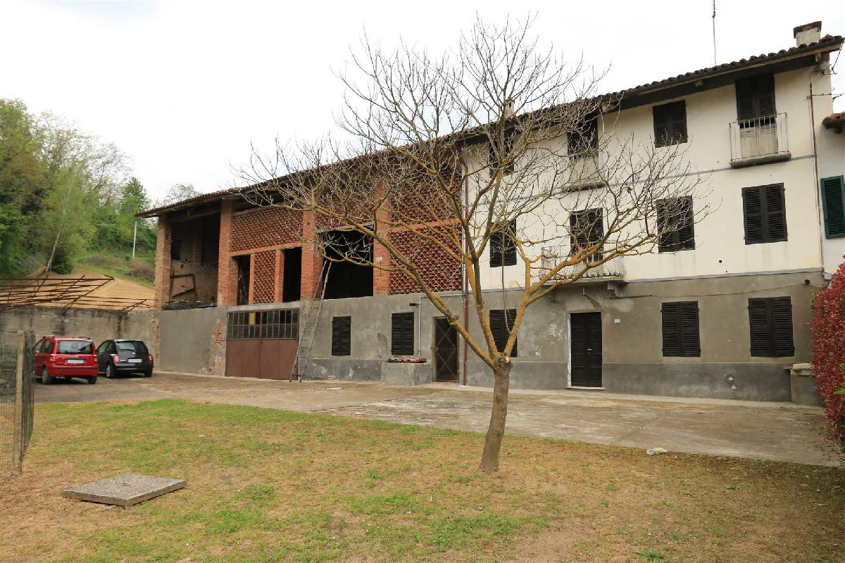 6 Schlafzimmer Haus in Frinco, Italy, Nr. 232521
