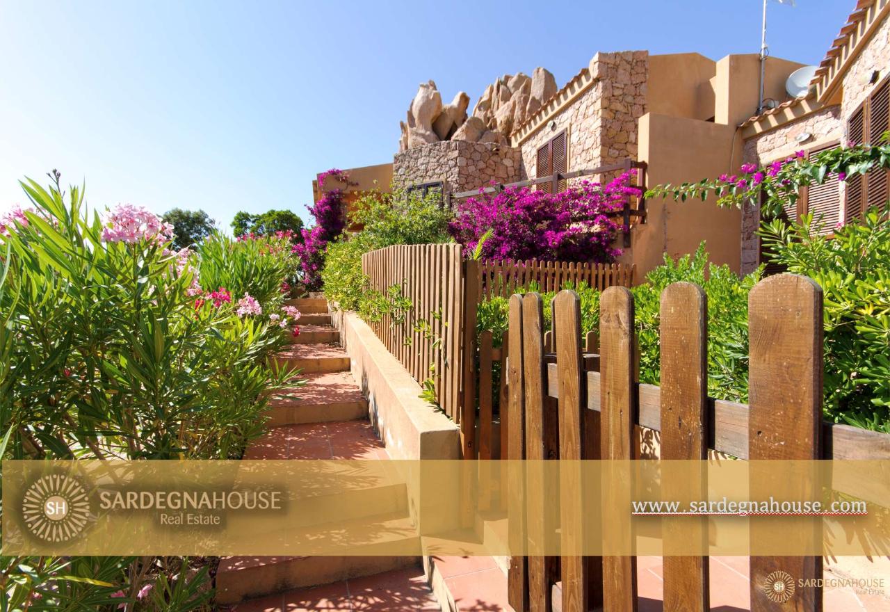 Apartamento de 4 habitaciónes en Trinità d'Agultu e Vignola, Italy No. 107250