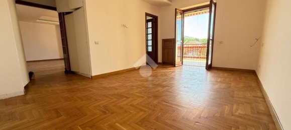 Apartamento T4 em San Sebastiano al Vesuvio, Italy N.º 339416 9