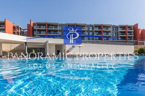 3 chambres Appartement à Mexilhoeira Grande, Portugal No. 153653