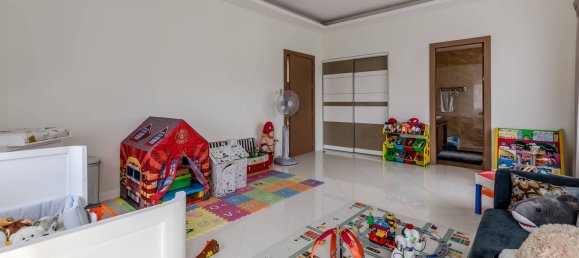 4 bedrooms Cafe / restaurant in Pattaya, Thailand No. 4090 26