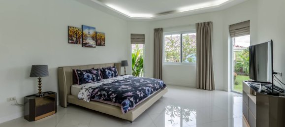 4 bedrooms Cafe / restaurant in Pattaya, Thailand No. 4090 8