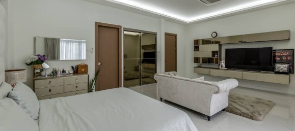 4 bedrooms Cafe / restaurant in Pattaya, Thailand No. 4090 19