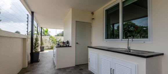 4 bedrooms Cafe / restaurant in Pattaya, Thailand No. 4090 13