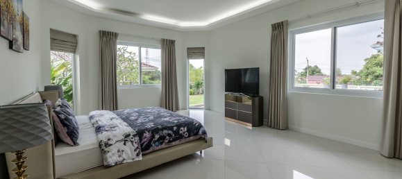 4 bedrooms Cafe / restaurant in Pattaya, Thailand No. 4090 22