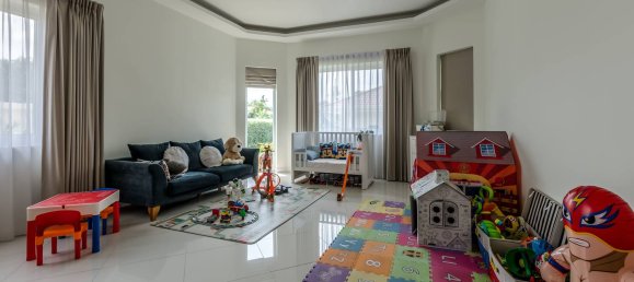 4 bedrooms Cafe / restaurant in Pattaya, Thailand No. 4090 18