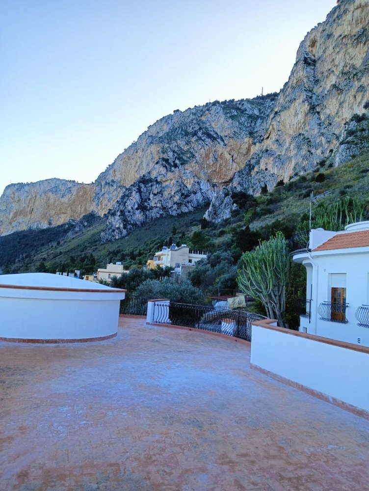 7-Zimmer Villa in Palermo, Italy, Nr. 71493