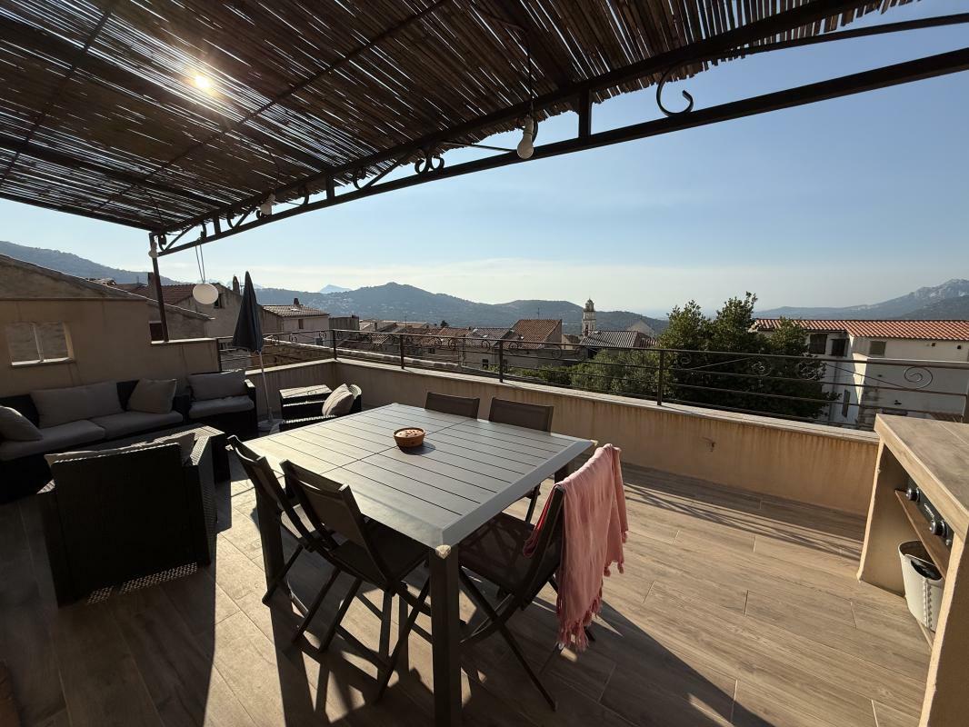 Dúplex de 5 dormitorios en Calenzana, France No. 349960