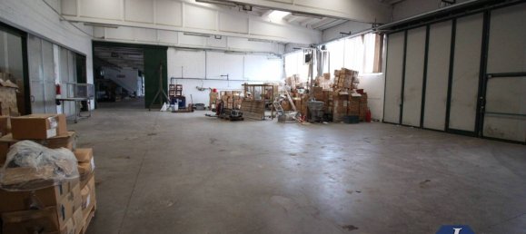 4-salle Entrepôt à Arcisate, Italy No. 117202 7