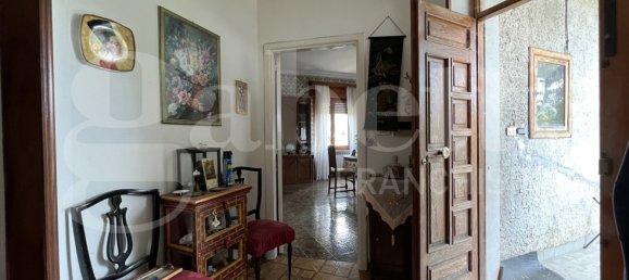 3 bedrooms Villa in Dugenta, Italy No. 304458 4