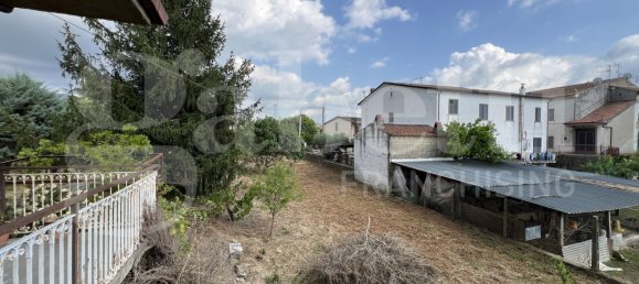 3 bedrooms Villa in Dugenta, Italy No. 304458 9