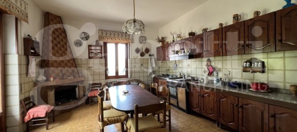 3 bedrooms Villa in Dugenta, Italy No. 304458 5