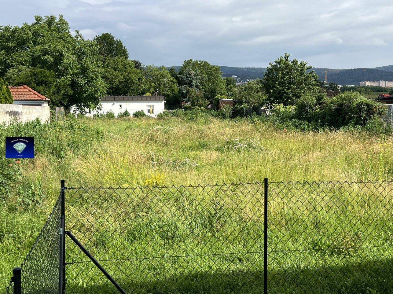  قطعة أرض في Eisenstadt, Austria 490متر مربع رقم 19238