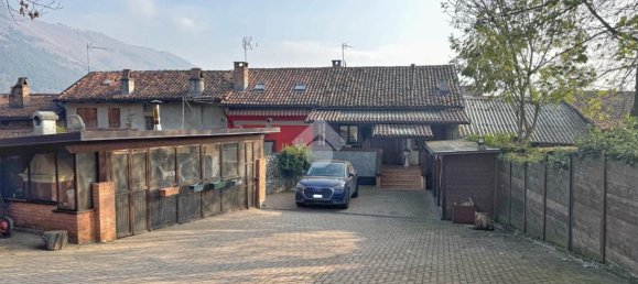 4 rooms House in Val della Torre, Italy No. 104762 35