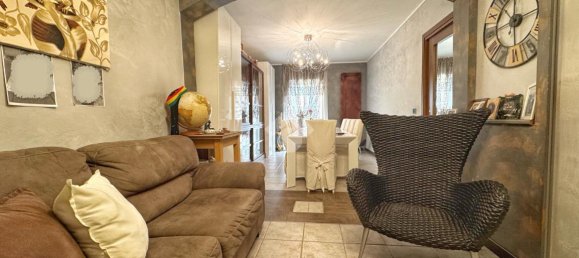 4 rooms House in Val della Torre, Italy No. 104762 13