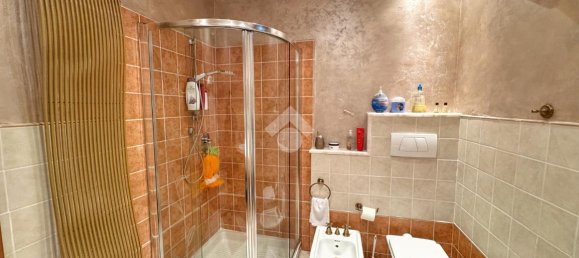 4 rooms House in Val della Torre, Italy No. 104762 27