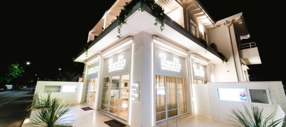 8 rooms Villa in Forte dei Marmi, Italy No. 139147 24