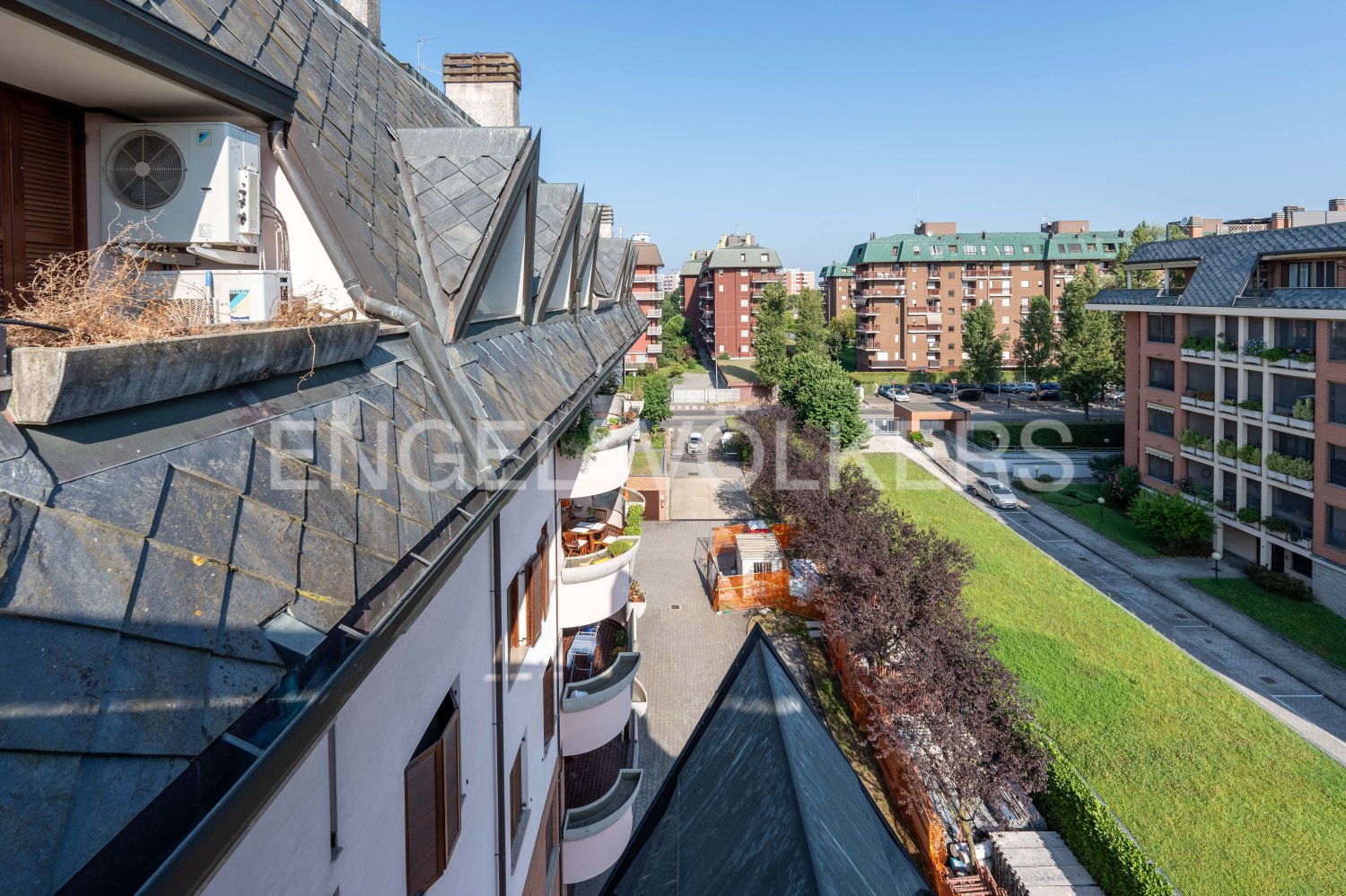 2 Schlafzimmer Penthouse in Assago, Italy, Nr. 102197