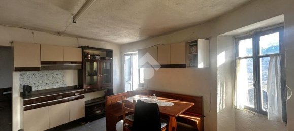 2 bedrooms House in Montemezzo, Italy No. 60193 4