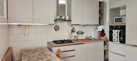 6 rooms Apartment in Genoa, Italy No. 284251 9