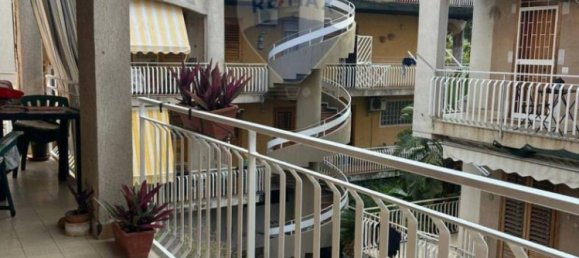 Квартира с 3 спальнями в Ачиреале, Италия № 324302 5