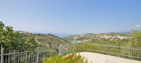3 bedrooms Villa in Santo Stefano al Mare, Italy No. 63874 8