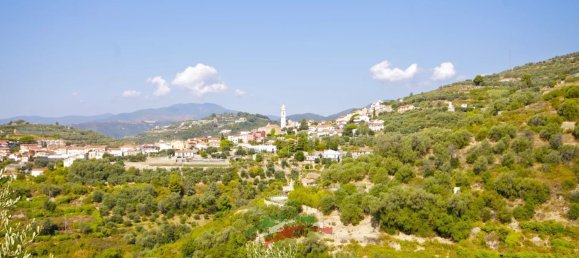 3 bedrooms Villa in Santo Stefano al Mare, Italy No. 63874 2