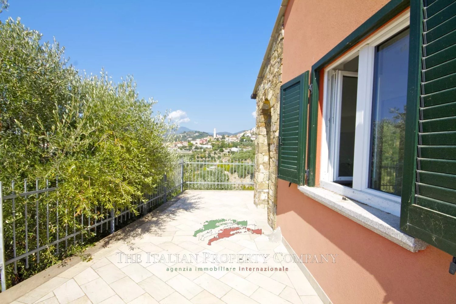 3 bedrooms Villa in Santo Stefano al Mare, Italy No. 63874