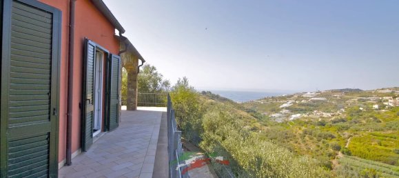 3 bedrooms Villa in Santo Stefano al Mare, Italy No. 63874 3