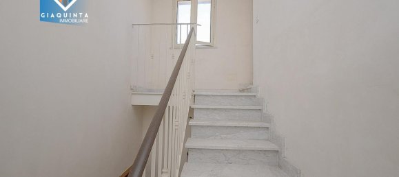 Casa de 4 habitaciónes en Palagonia, Italy No. 235508 14