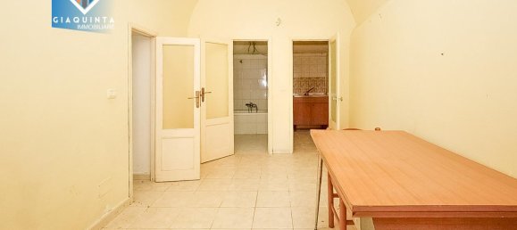 Casa de 4 habitaciónes en Palagonia, Italy No. 235508 6