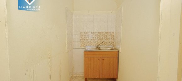 Casa de 4 habitaciónes en Palagonia, Italy No. 235508 17