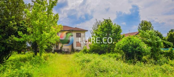 1 room Land in Inverigo, Italy No. 117870 3