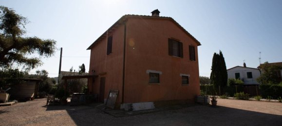 4 bedrooms House in Capalbio, Italy No. 92886 13