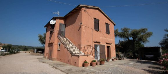 4 bedrooms House in Capalbio, Italy No. 92886 9