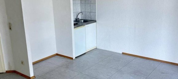 Estudio en Essen, Germany No. 48799 8