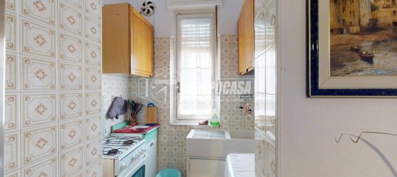 2 bedrooms Apartment in Turin, Italy No. 177019 6