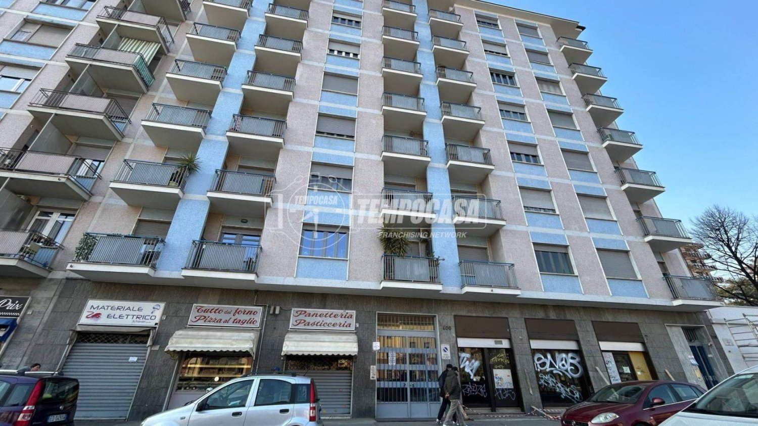 2 bedrooms Apartment in Turin, Italy No. 177019