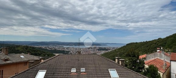 Apartamento de 3 dormitorios en Trieste, Italy No. 320835 11