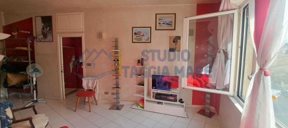 3 bedrooms Apartment in Taggia, Italy No. 330192 8