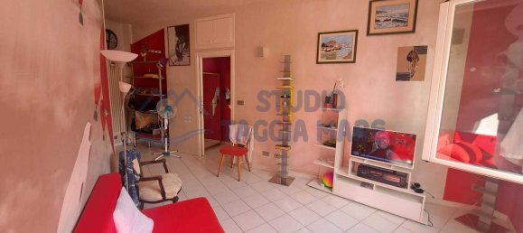 3 bedrooms Apartment in Taggia, Italy No. 330192 6