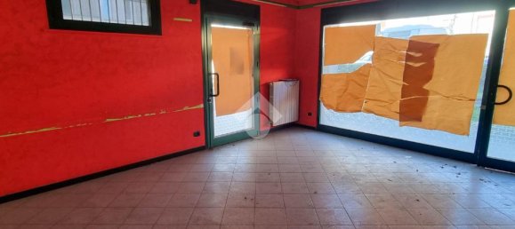 2-Zimmer Gewerbliche Immobilie in La Valletta Brianza, Italy, Nr. 73053 16