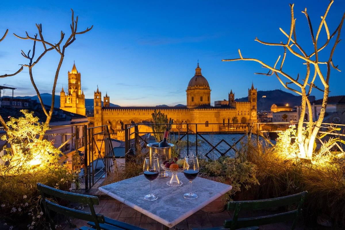 5 bedrooms Penthouse in Palermo, Italy No. 74996