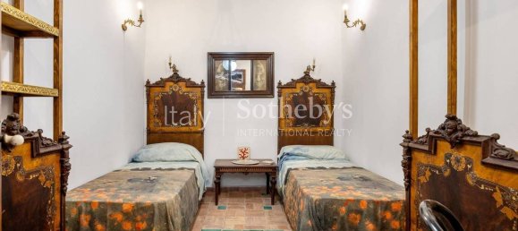 5 bedrooms Penthouse in Palermo, Italy No. 74996 22